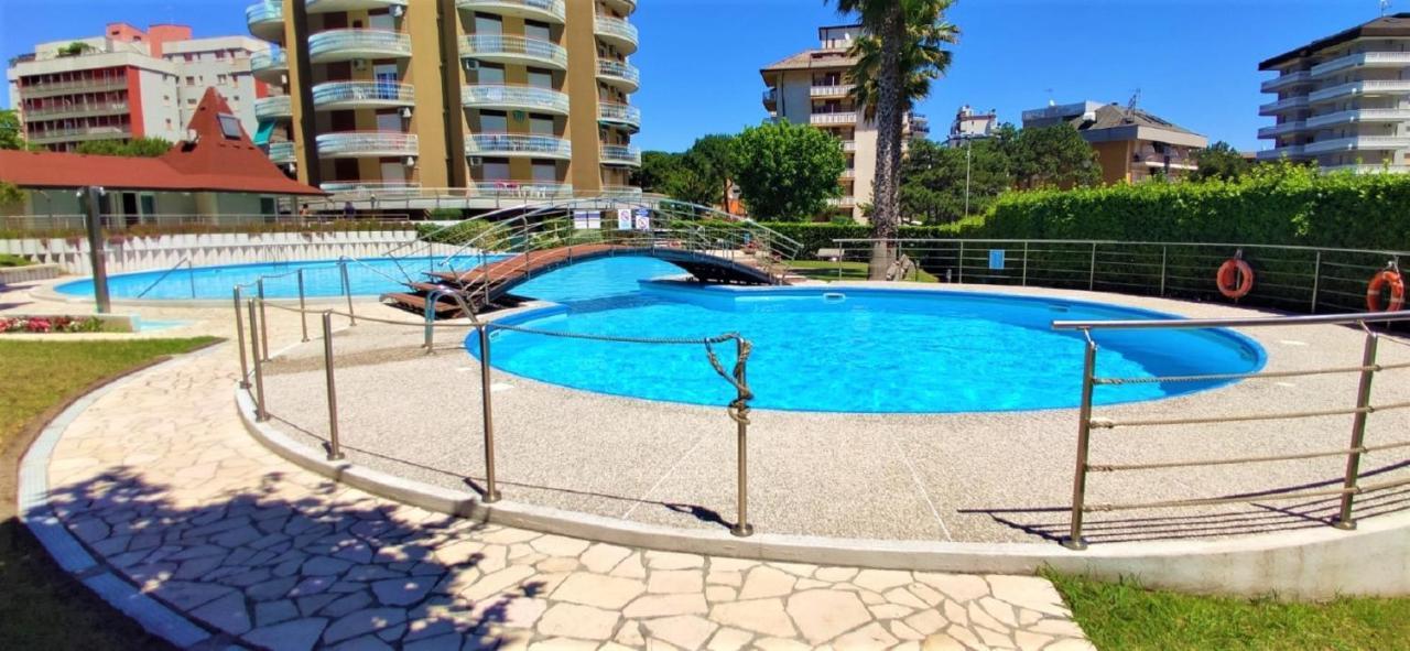 Condominio La Duna - Residence Puerto Do Sol Lignano Sabbiadoro Esterno foto
