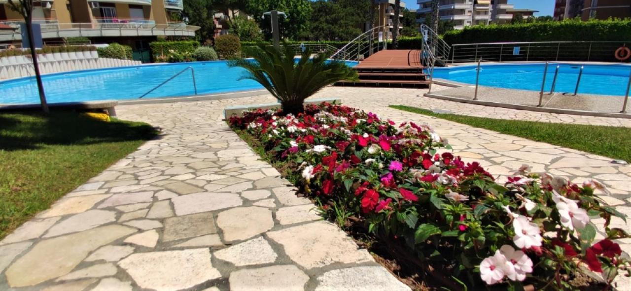 Condominio La Duna - Residence Puerto Do Sol Lignano Sabbiadoro Esterno foto